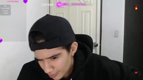 Snapshot of dahliarios chatting on 01.11.25 lorena online show from 01.11.25