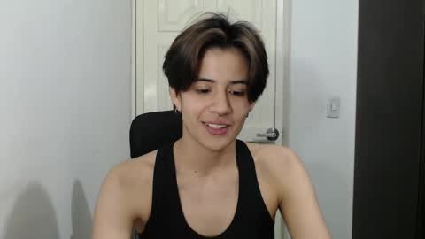 Snapshot of dahliarios chatting on 01.22.25 lorena online show from 01.22.25