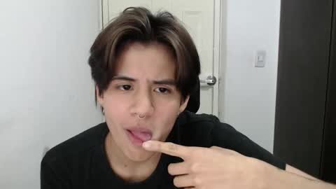 Snapshot of dahliarios chatting on 01.22.25 lorena online show from 01.22.25