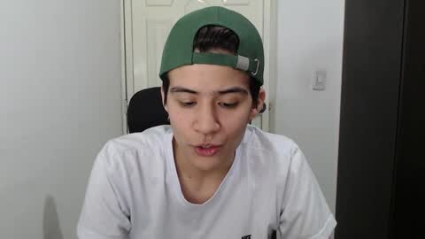 Snapshot of dahliarios chatting on 01.23.25 lorena online show from 01.23.25