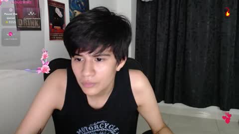 Snapshot of dahliarios chatting on 10.04.25 lorena online show from 10.04.25