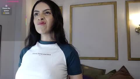 Dahlia online show from 11.18.25