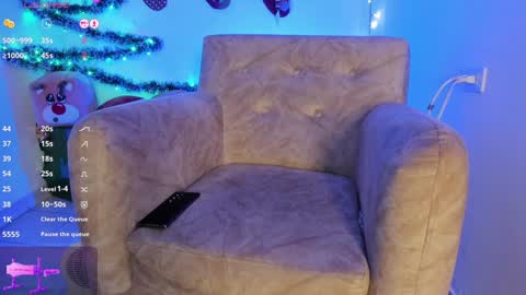  Dahnia  online show from 01.04.25