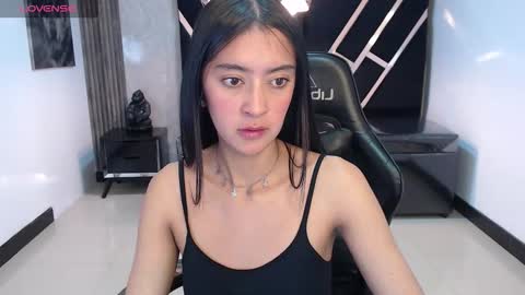 dahyan_ch online show from 10.13.25