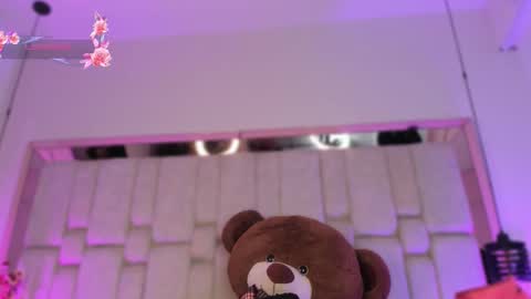 Daia Ortiz  online show from 02.16.26