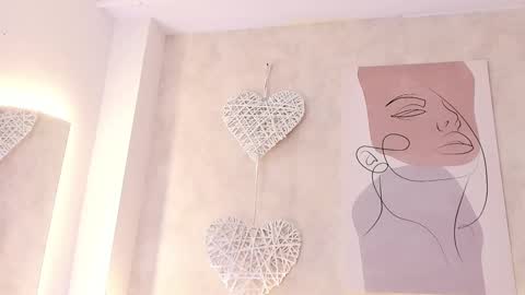 Snapshot of daiana_curly chatting on 11.22.25 Daiana online show from 11.22.25