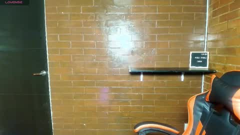 Snapshot of daiana_m chatting on 02.24.25 Daiana online show from 02.24.25