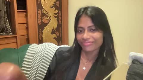 Snapshot of daily_dosessshhhh chatting on 12.19.24 AnnaCeleste online show from 12.19.24