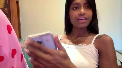 Snapshot of daily_dosessshhhh chatting on 03.01.25 AnnaCeleste online show from 03.01.25