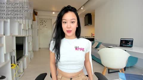 Snapshot of daily_love chatting on 03.04.26 daily_love online show from 03.04.26