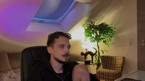 Daimon  online show from 03.19.26