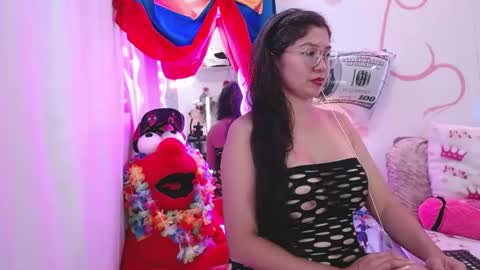 Snapshot of daina_flower chatting on 07.25.26 DAINA online show from 07.25.26