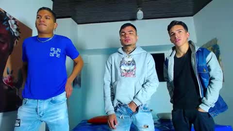 Snapshot of daiquirie chatting on 09.25.25 daiquirie online show from 09.25.25