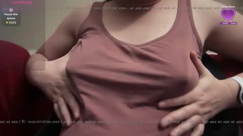 Snapshot of dairystation chatting on 12.04.25 Mx Mommy Moo online show from 12.04.25