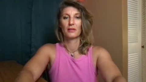 Snapshot of daisy9kat chatting on 01.07.25 Daisy137 online show from 01.07.25