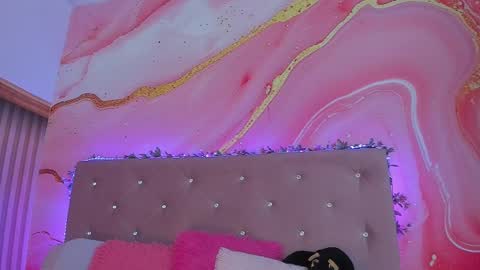 Snapshot of daisy__rose chatting on 02.28.25 Dai online show from 02.28.25