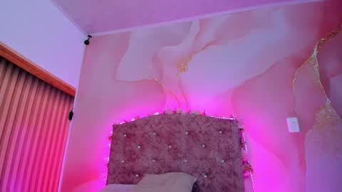 Snapshot of daisy__rose chatting on 03.03.25 Dai online show from 03.03.25