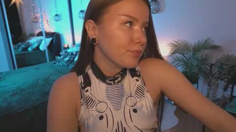 Snapshot of daisy_stacey chatting on 02.03.26 Stacey online show from 02.03.26