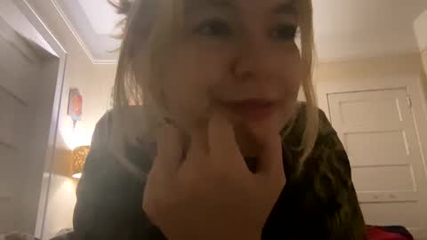 Snapshot of daisybaby699 chatting on 01.13.25 DaisyB3 online show from 01.13.25