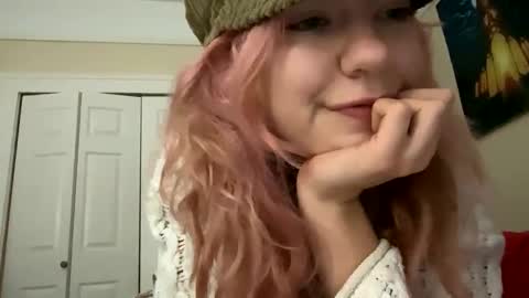 Snapshot of daisybaby699 chatting on 01.18.25 DaisyB3 online show from 01.18.25
