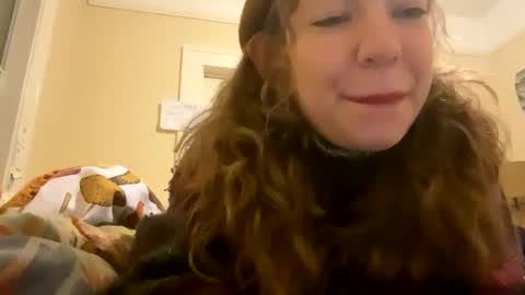 Snapshot of daisybaby699 chatting on 02.13.25 DaisyB3 online show from 02.13.25