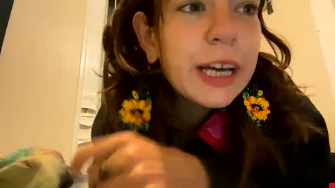 Snapshot of daisybaby699 chatting on 09.09.25 DaisyB3 online show from 09.09.25