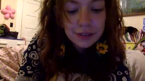 Snapshot of daisybaby699 chatting on 09.21.25 DaisyB3 online show from 09.21.25