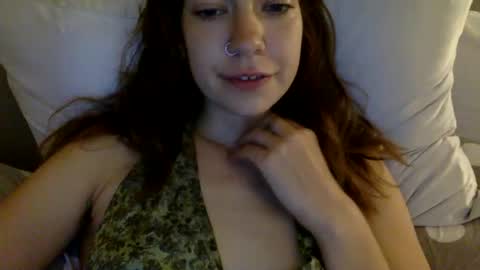 Snapshot of daisybaby699 chatting on 10.16.25 DaisyB3 online show from 10.16.25