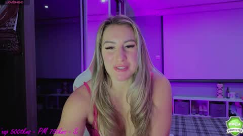 DaisyDeliciousxx online show from 10.14.25