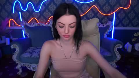 daisydelight_ online show from 09.10.25