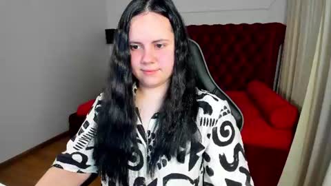 DaisyHarts online show from 06.24.26