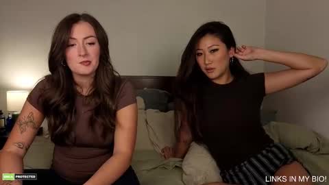 Snapshot of daisykimvip chatting on 11.07.25 Daisy Kim online show from 11.07.25