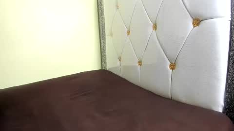 Snapshot of daiziezee chatting on 12.21.25 Lucky online show from 12.21.25