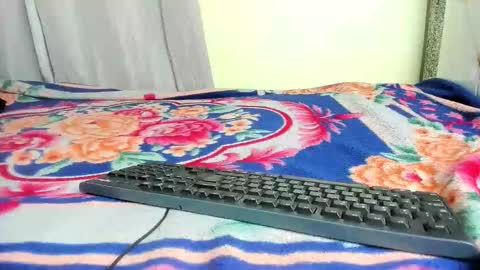 Snapshot of daiziezee chatting on 12.22.25 Lucky online show from 12.22.25