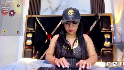 Dajacat online show from 04.25.26