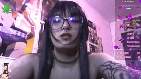 Snapshot of dakapsy420_ chatting on 10.03.25 Dakapsy online show from 10.03.25