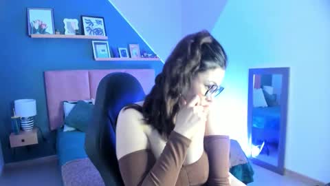 Snapshot of dakhota_rouge chatting on 03.12.26 Dakhota online show from 03.12.26