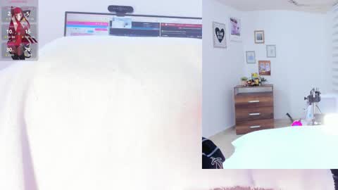 daki_ume_ online show from 10.05.25