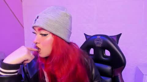 Snapshot of dakkotta_ chatting on 11.22.25 Dakkotta online show from 11.22.25