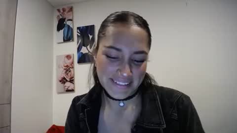 IG  dakotasofiaa online show from 02.18.25