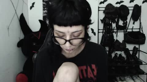 Snapshot of dakota_krall_ chatting on 03.11.26 dakota online show from 03.11.26