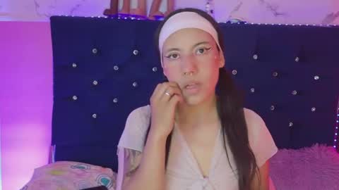 Snapshot of dakotaa_johnson chatting on 05.31.26 dakotaa_johnson online show from 05.31.26