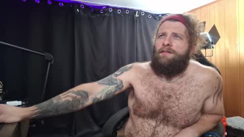 Snapshot of dakotadixxon chatting on 02.14.25 Dakota Dixxon online show from 02.14.25