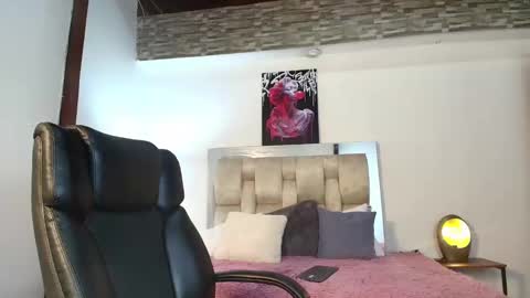 dakotarobbins_ online show from 01.20.25