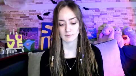 Dalia  online show from 11.04.25