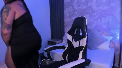D A L I A  online show from 06.18.26