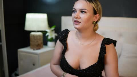 Snapshot of daliamissy chatting on 06.07.26 Dalia online show from 06.07.26