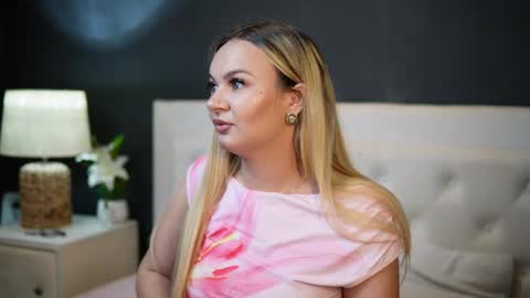 Snapshot of daliamissy chatting on 06.09.26 Dalia online show from 06.09.26