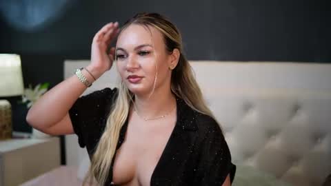 Snapshot of daliamissy chatting on 06.13.26 Dalia online show from 06.13.26