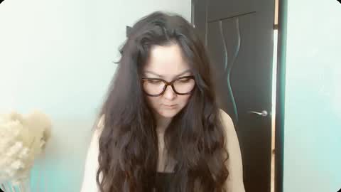 Snapshot of dalidayes chatting on 01.15.26 Dali online show from 01.15.26